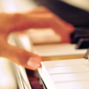 国产美女裸露视频网站
